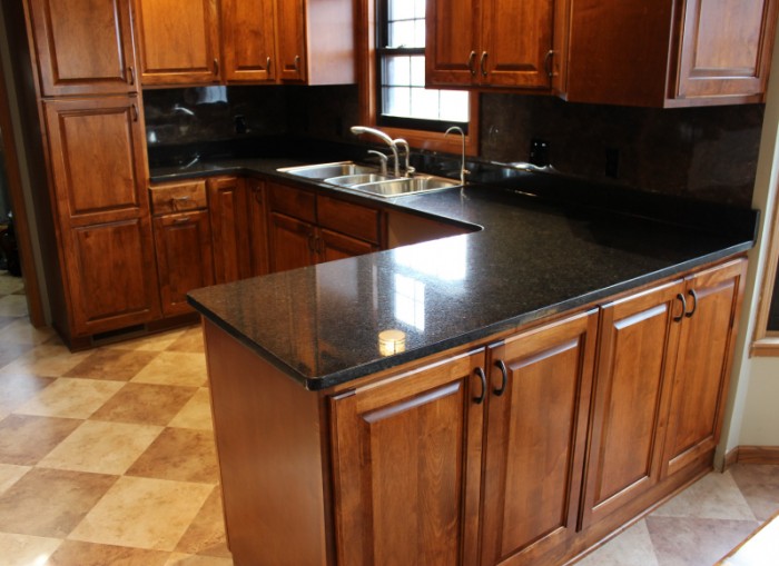 Maple Kitchen Cabinet Peninsula