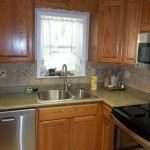 Sink Area With Valance